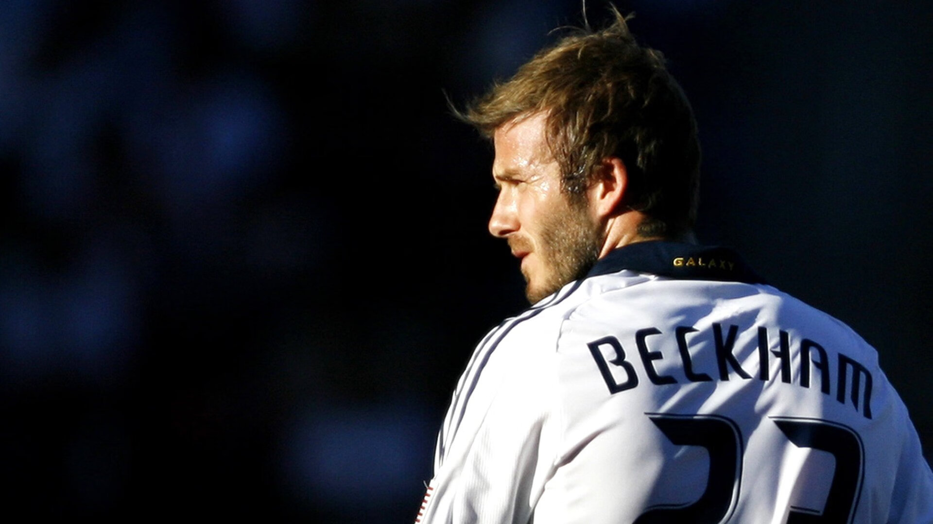 奥斯梅恩一锤定音，阿森纳强势布局中国市场