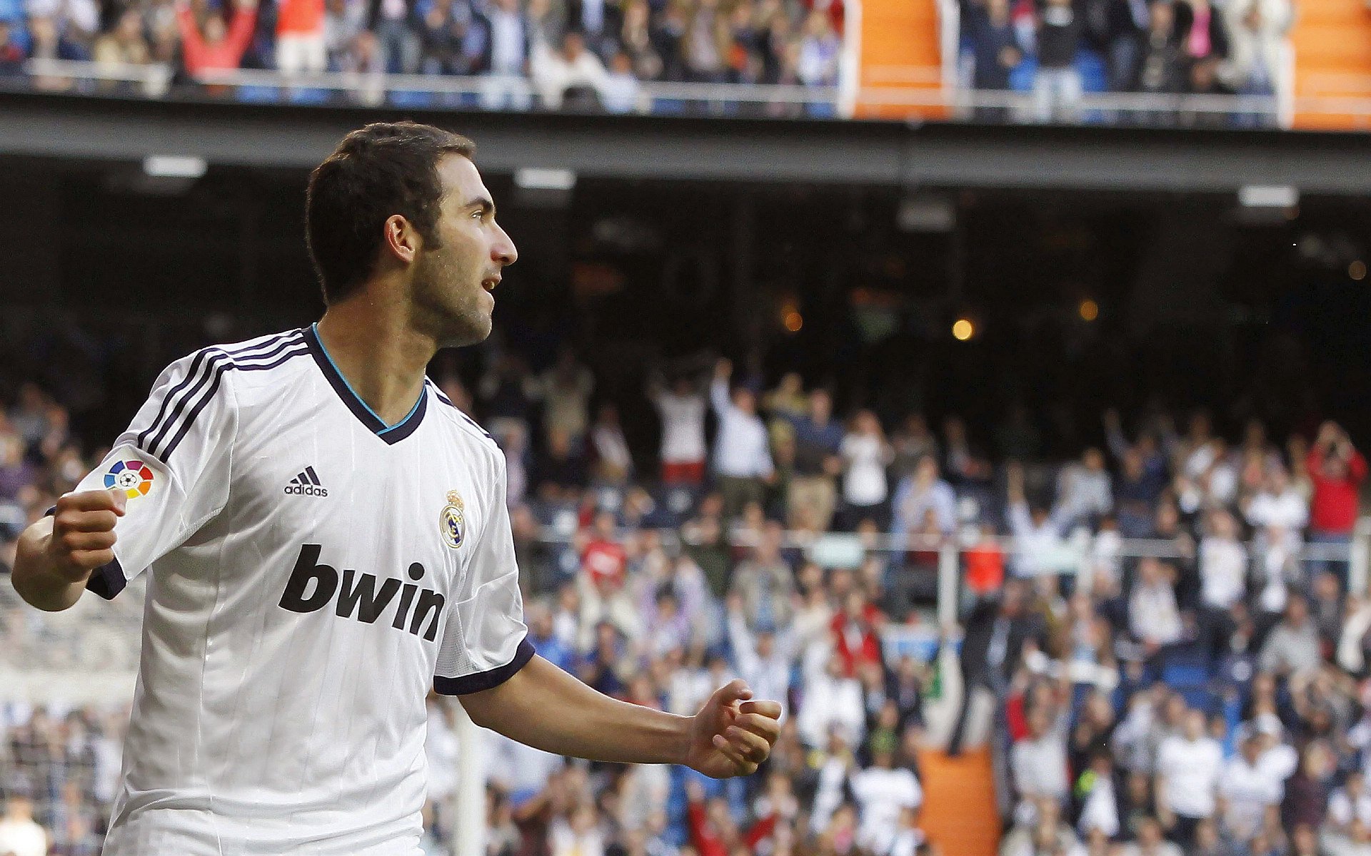 当梅西闪耀时，韩国如何以团队之力完胜莱比锡红牛—足球世界的多元高光